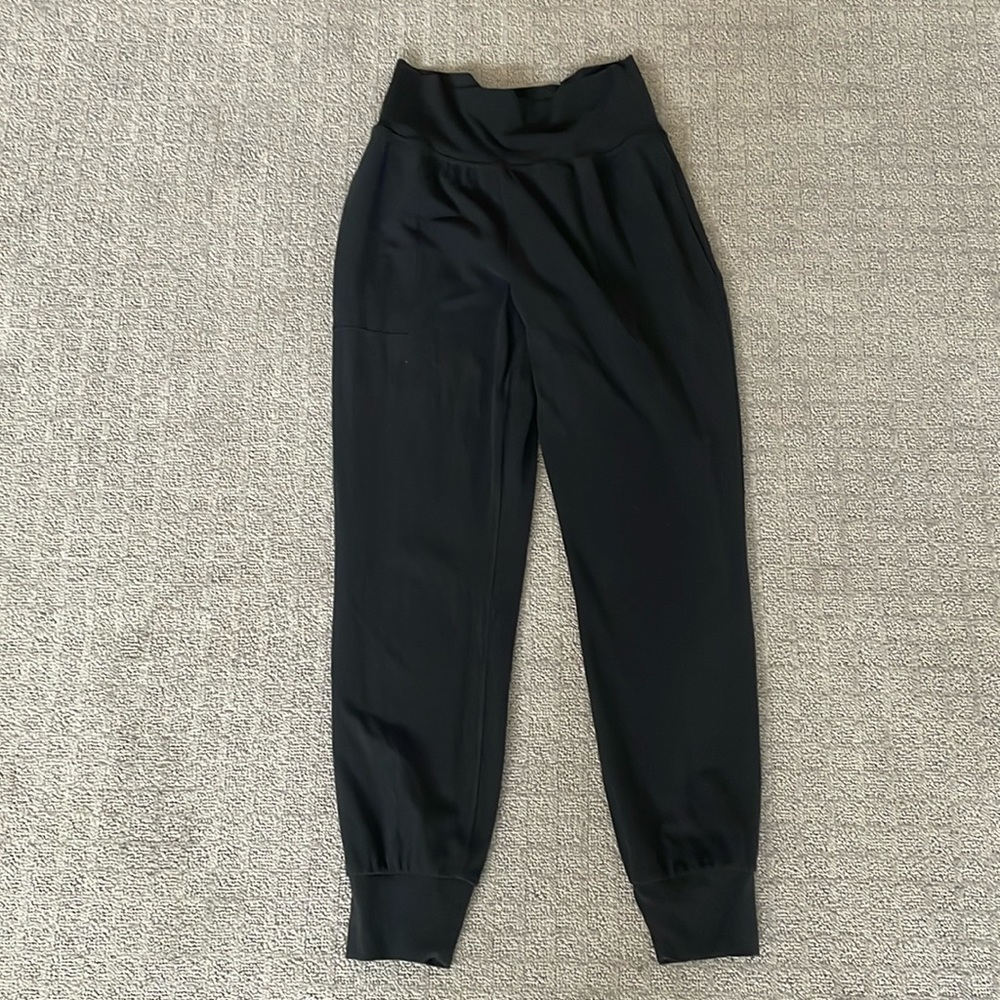 Athleta Salutation Jogger